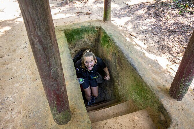 Small-group Cu-Chi Tunnel: 1-Day Ben-Duoc Temple & Liberated Zone - The Ben Duoc Memorial Temple