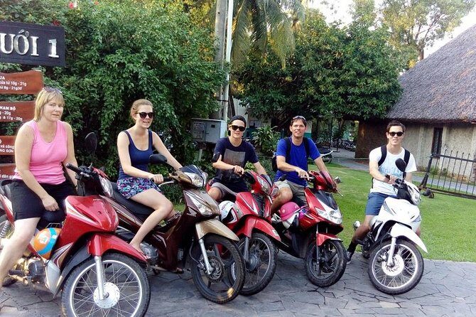 Small group Saigon Inside Out by Motorbike for 3 Hours - Detailed Breakdown of the Itinerary