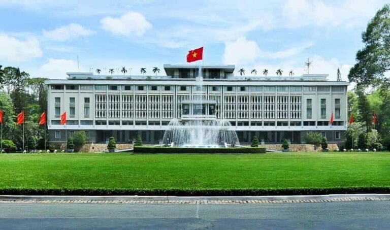 Small Group Tour: Ho Chi Minh City and Cu Chi Tunnels - A Thorough Breakdown of the Tour