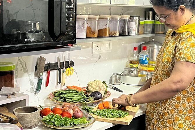 South Indian Vegetarian Cooking Class in Chennai with Meena - A Closer Look at the Experience