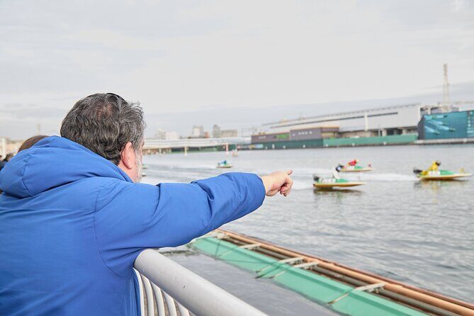 Special Offer: Near Osaka Retro Bar and Boat Race Experience - An In-Depth Look at the Experience