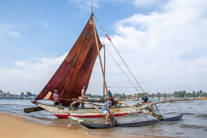 Sri Lanka with Sun Sand Safari and Culture in Twelve Days - Exploring the Highlights: A Deep Dive Into the Itinerary