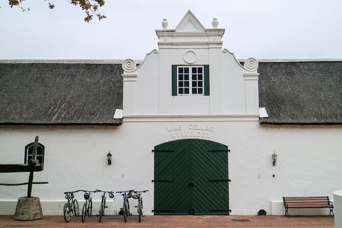 Stellenbosch Winelands Luxury EBike Tour © - The Experience: Tasting, Touring, and Snacking