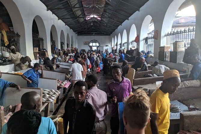 Stone Town walking tour, shopping, history and culture - Walking Through the Streets of Stone Town