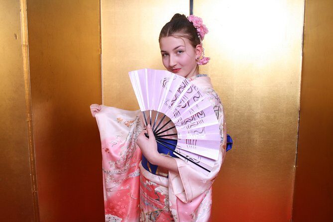 Studio Kimono Photo - The Photoshoot: A Private, Professional Affair