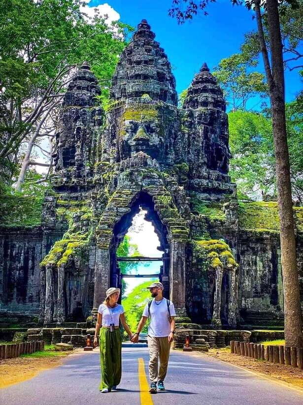 Sun-Kissed Angkor: A Journey from Light to Twilight - The Experience and What Travelers Say