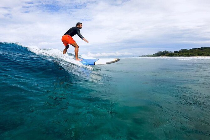 Sunny Surf School Gili Trawangan - The Experience: Gear, Support, and Local Flavor