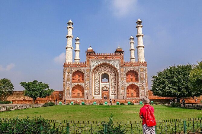 Sunrise Taj Mahal, Agra Fort, Akbar's Tomb and Moonlit Garden Private Tour - Practical Details and What It Means for You