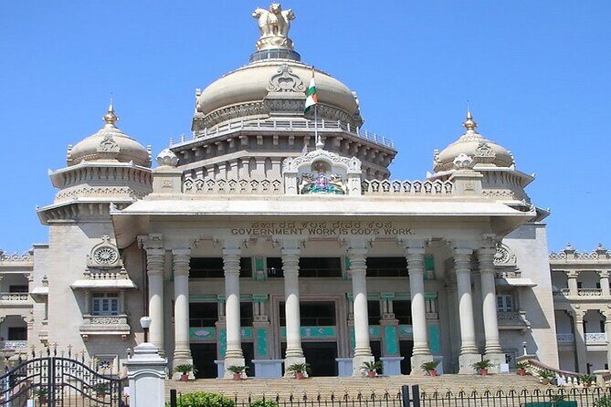 Sunshine Bangalore day tour, Lal Bagh & Tipu Sultan Fort - Lunch and Additional Inclusions