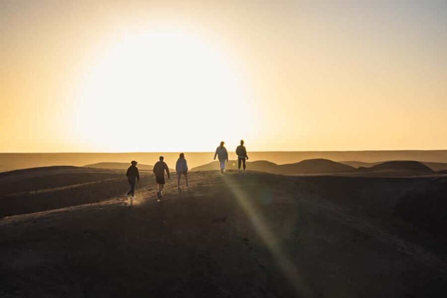 Swakopmund: Moonlandscape Picnic & Stargazing - Sunset Picnic: A Perfect Moment of Relaxation