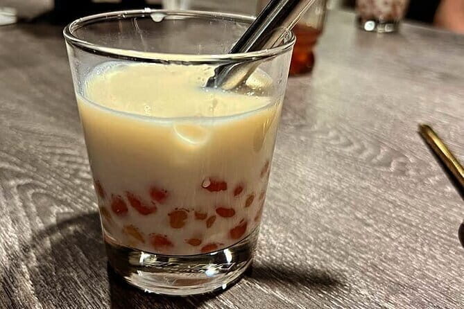 Taipei Fresh Market Tour and Colorful Bubble Tea Making - Authenticity and Value: What Travelers Say