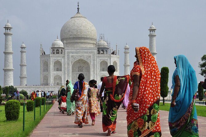 Taj Mahal Agra Fort and Fatehpur Sikri Guided City Tour - Authentic Experiences and Practical Tips