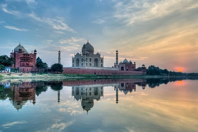 Taj Mahal, Agra Fort, Baby Taj Tour from Delhi by Superfast Train - Who Should Consider This Tour?