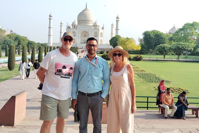 Taj Mahal Day Tour by Private AC Car from Delhi with Meal at 5* - What Makes This Tour Stand Out?