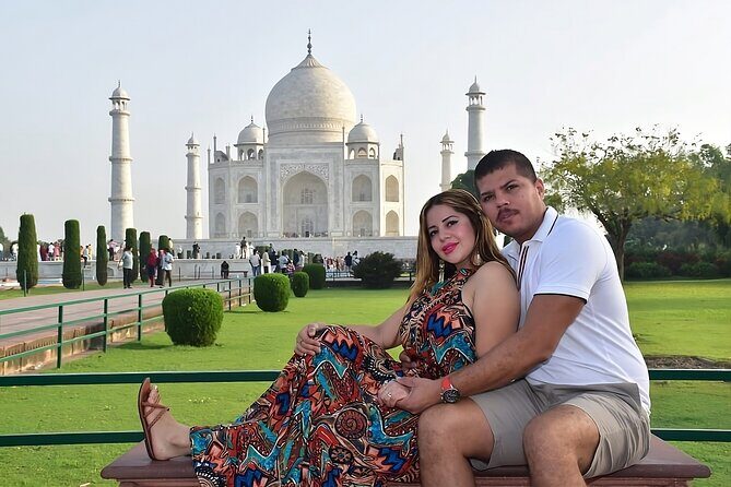 Taj Mahal Day Tour from Delhi by Superfast Train - TOP RATED TOUR - What Makes This Tour Stand Out?