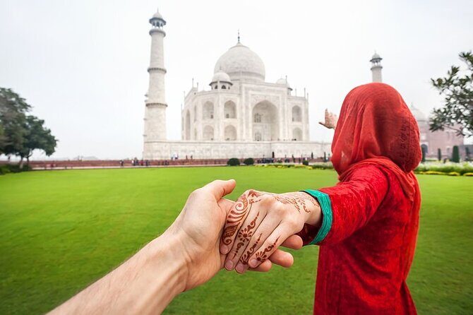 Taj Mahal Private Tour from Delhi by Car - The Lunch Break: Sampling Local Flavors