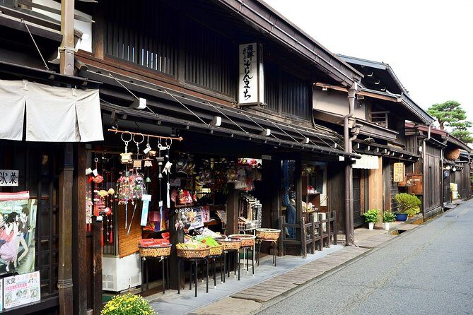 Takayama Full-Day Private Tour with Government Licensed Guide - Detailed Breakdown of the Itinerary
