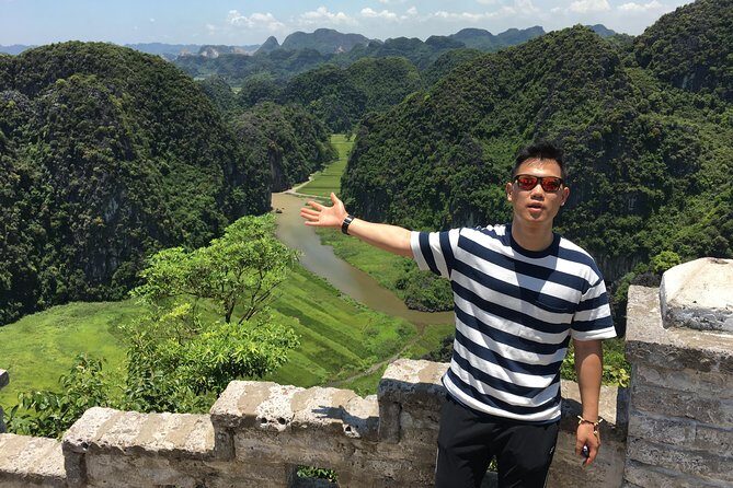 Tam Coc Ninh Binh - Hoa Lu - Deluxe Daily group Tour - Transportation and Logistics