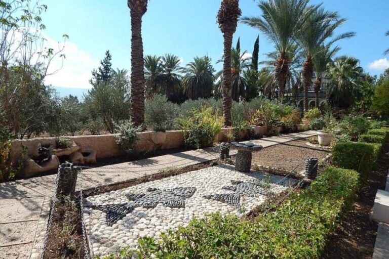 Tel Aviv: Israel 8-Day Christian Sites Tour - Transportation, Group Size, and Value