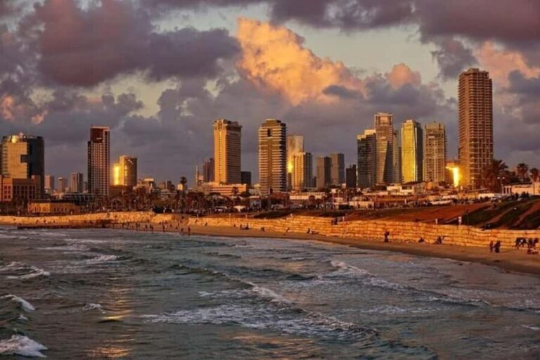 Tel Aviv : Must-See Attractions Private Walking Tour - Why This Tour Offers Real Value