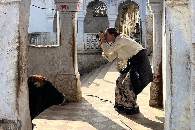 Temples Walk around 52 Ghats ( Spiritual Tour )-The Pushkar Route - Authentic Rituals and Local Customs