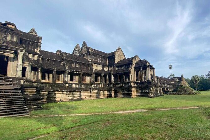 The Magnificent Angkor Wat - First Stop: Angkor Wat