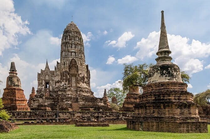 Three Temple Ayutthaya Tour with Scenic Boat Ride - Who Is This Tour Best For?