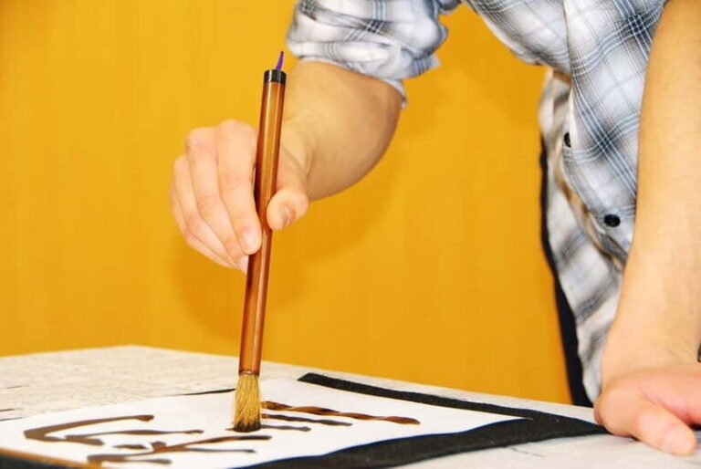 Tokyo: Asakusa Calligraphy Workshop with Instructor - Why This Workshop Offers Good Value