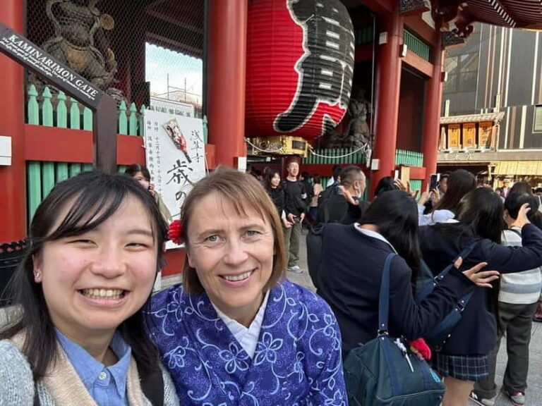 Tokyo: Asakusa Waiking Tour with University Students - Who Should Consider This Tour?