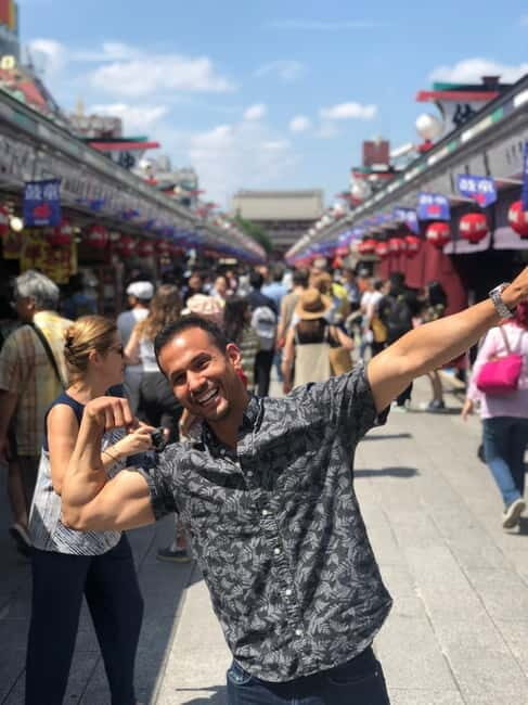 Tokyo Tours in Spanish (Asakusa - Skytree Tower- Akihabara) - What to Expect During the Day