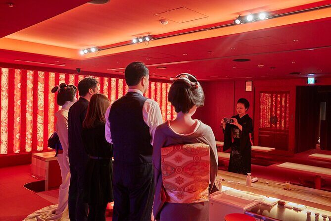 Tokyo Traditional Geisha Show and Japanese Fine Dining Experience - Authenticity and Cultural Insight