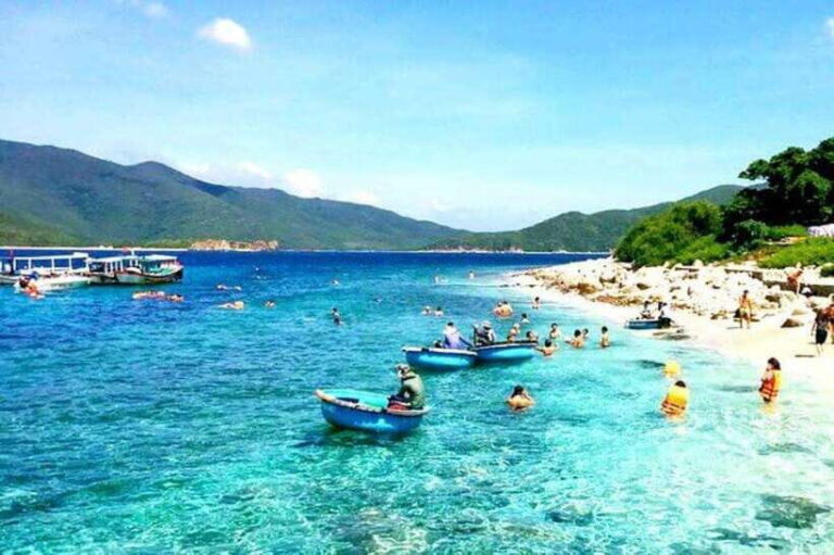 Tour 3 islands of Nha Trang VIP - Exploring the First Stop: Bai Tranh on Hon Mieu Island