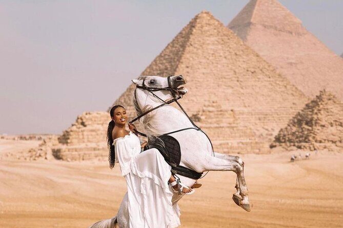 Tour to ancient Egyptian History The Pyramids of Giza,Egyptian Museum - The Sum Up