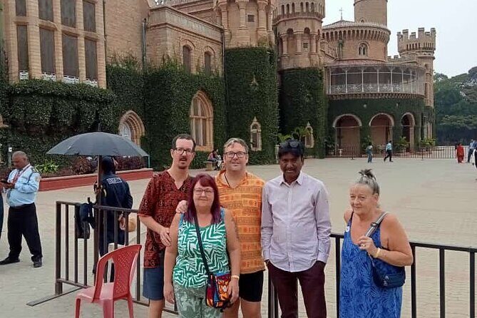 Touristic Highlights of Bangalore (Guided Sightseeing Tour with Food Tasting) - Authenticity and Local Flavor