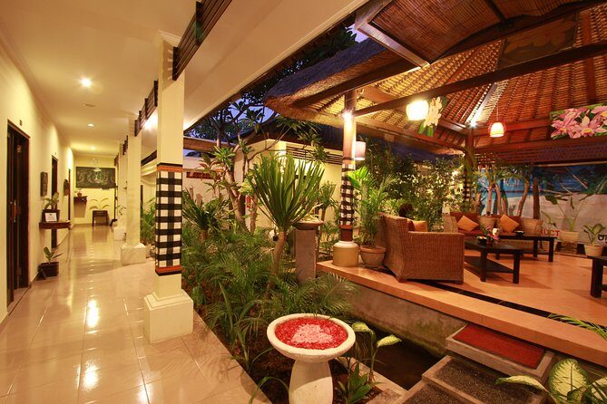 Traditional Balinese Massage Lulur Package 120 minutes With Transfers In Kuta - What to Expect During This 120-Minute Spa Journey