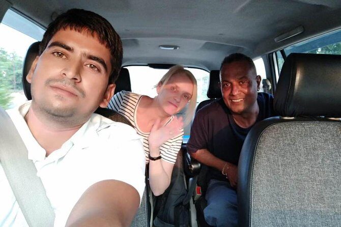Transfer from Delhi to Agra by private Car - FAQ