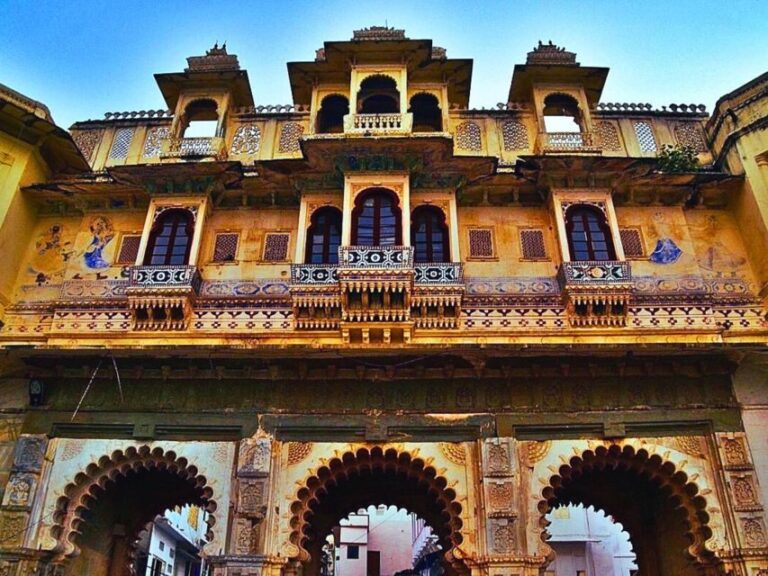 Udaipur Cultural Walking Tour with Local Snacks - Who Should Book This Tour?
