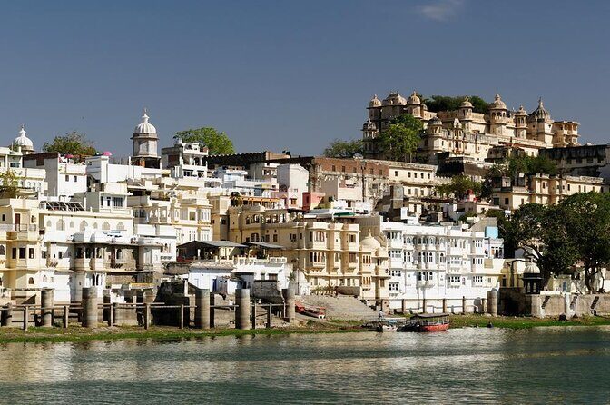 Udaipur Full Day Sightseeing Tour with Guide - Key Points