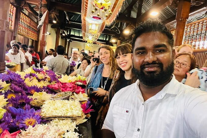 Unforgettable Experience on a Private Day Tour of Kandy City - How the Experience Comes Together