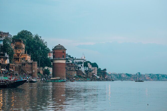 Varanasi Landmark Evening City Tour - Aarti, Boating & Witnessing the GOD - Practical Details and What It Means for You