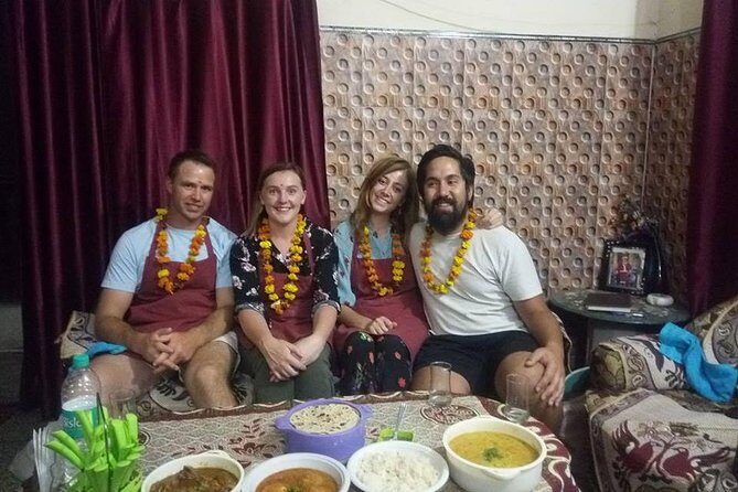 Vegetarian : Private Cooking Class in Delhi( Learn 7 meal) - First Impressions and Meeting Point