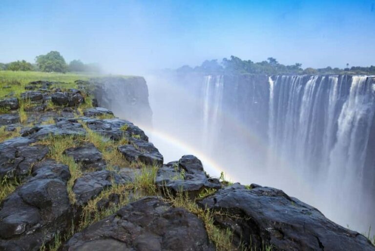 Victoria Falls Cross Border Guided Tour - Who Is This Tour Best For?