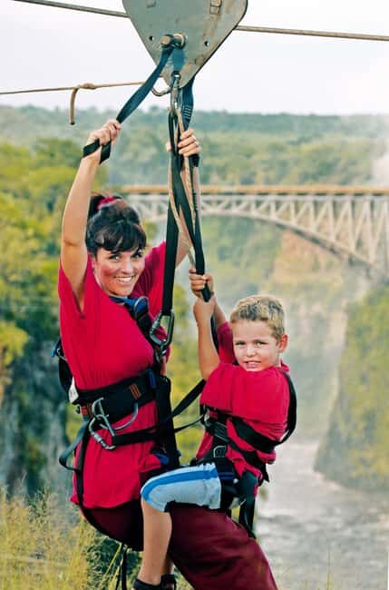 Victoria Falls: Zipline Experience with Transfers - Key Points