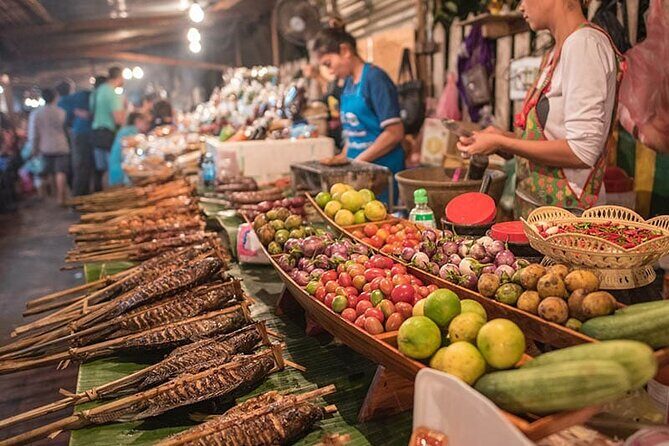Vientiane Cuisine & Culture: The Hungry Tuk Tuk - The Food Stops and Cultural Highlights