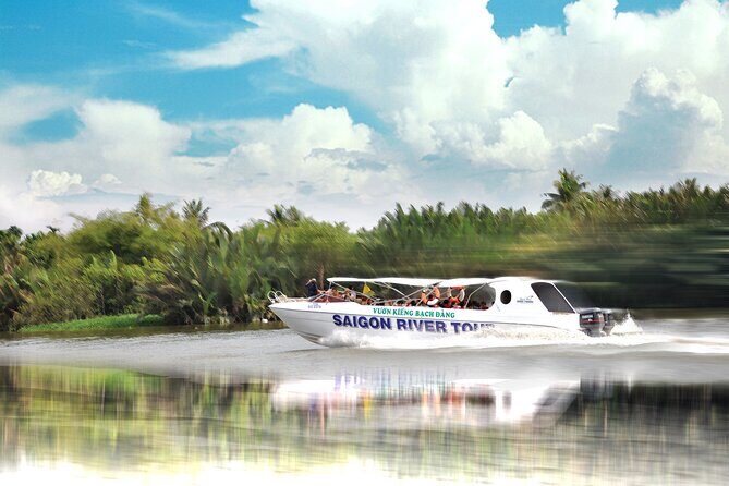 VIP Tour on Romantic Sunset Cocktail by Speed Boat - The Guides and Service