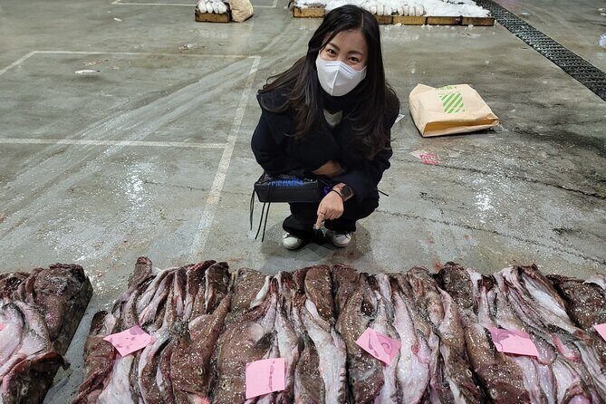 Visit Busan night market and enjoy the night view of Busan harbor - A Deep Dive into the Experience