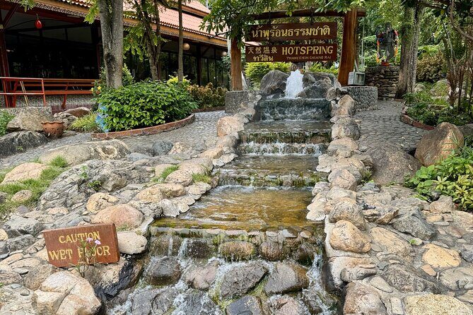 Visit Chiang Rai Temples and Lalitta Cafe from Chiang Mai - What Makes This Tour Stand Out?