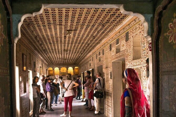 Visit Junagarh Fort and Karni Mata Temple with Jodhpur Drop from Bikaner - Visiting Junagarh Fort: A Regal Testament