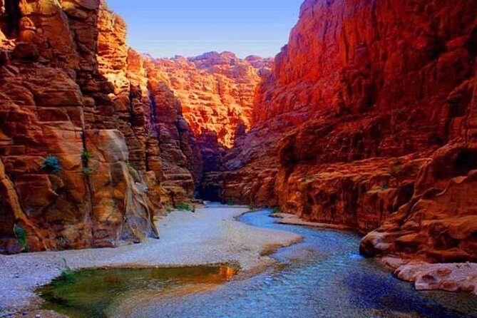 Wadi Mujib Siq Trail Hiking Experience from Dead Sea - What Makes the Wadi Mujib Trail Special?