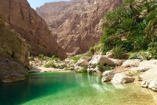 Wadi Shab full day tour (Muscat tours):Oman Shore excursions - A Closer Look at the Itinerary
